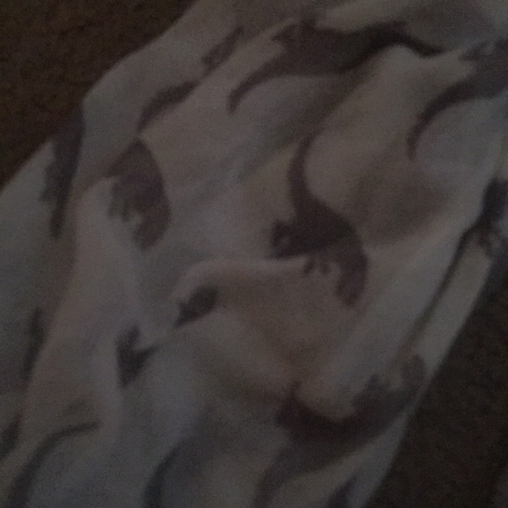 Three scarves - Picture 2 of 4
